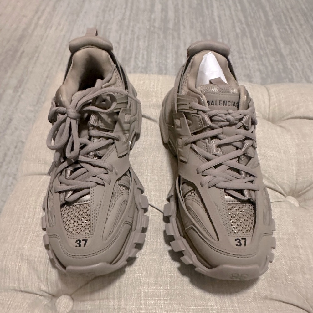 WOMEN'S TRACK SNEAKER RECYCLED SOLE IN BEIGE